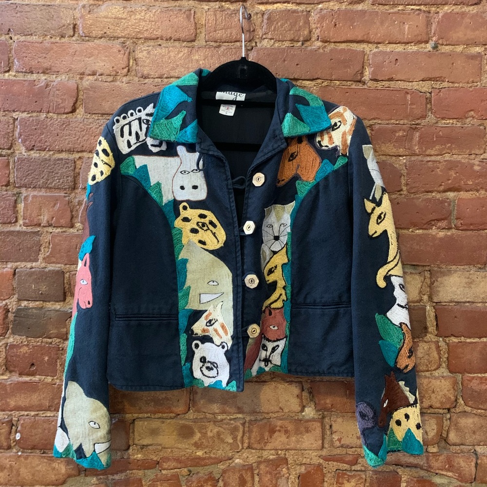 Embroidered animal summer/spring black jacket